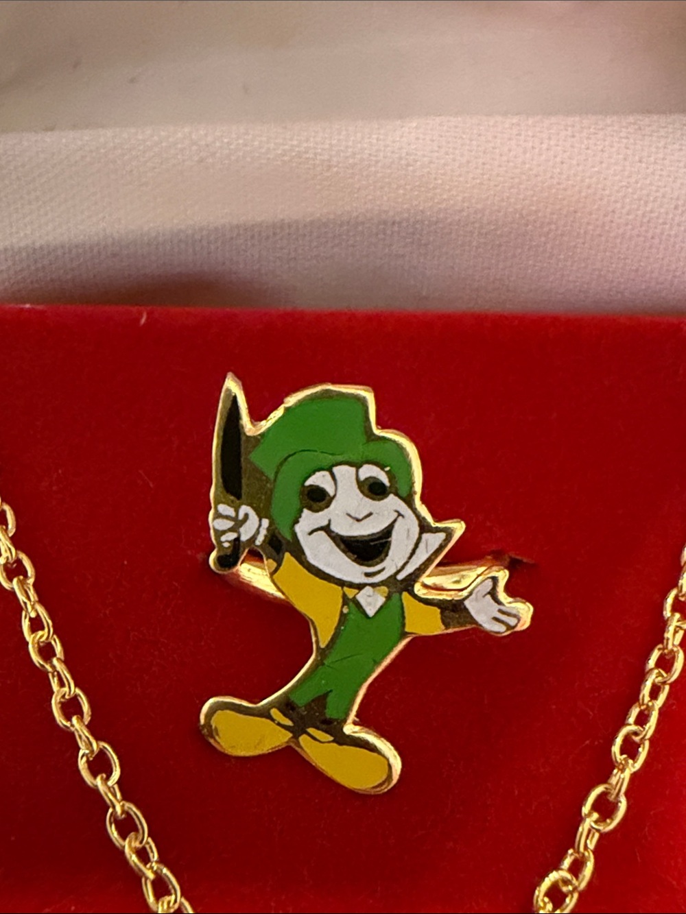 Vintage Disney Jiminy Cricket Adjustable Ring and Necklace Gold Tone Enameled - Picture 2 of 4